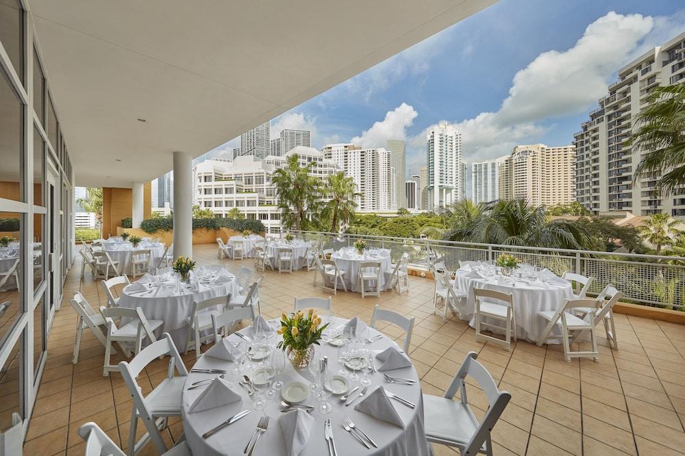 Mandarin Oriental Miami Hotel Exterior foto